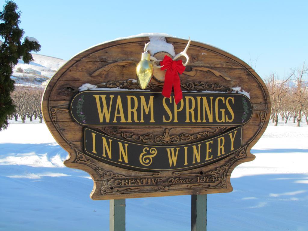 Warm Springs Inn & Winery Sunnyslope Экстерьер фото