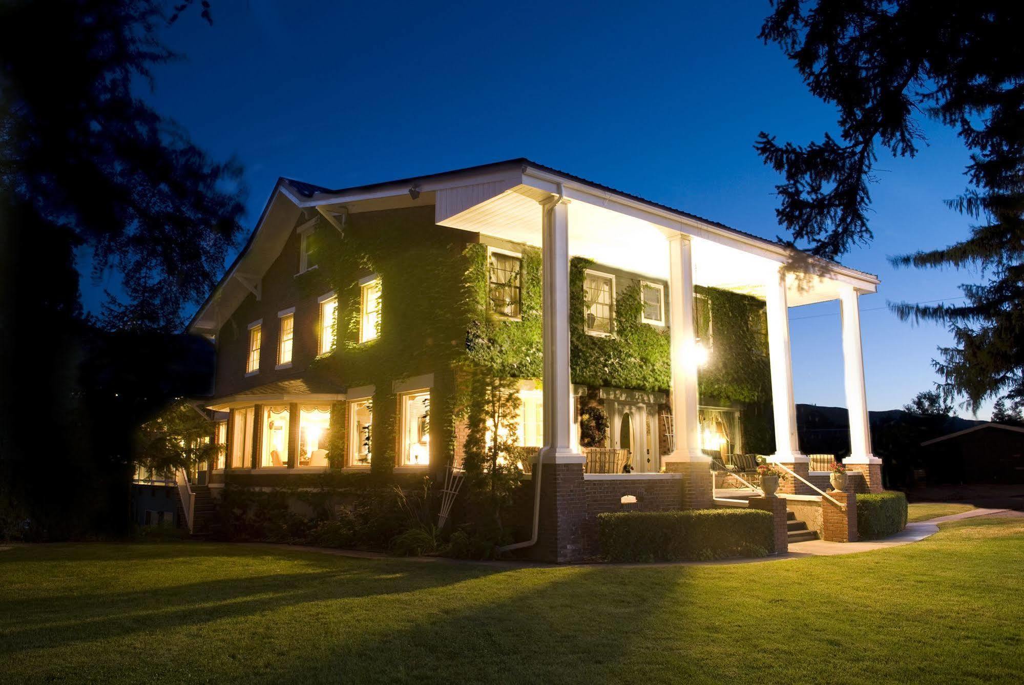 Warm Springs Inn & Winery Sunnyslope Экстерьер фото